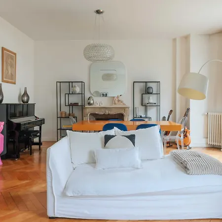 Splendid Flat With Fireplace - Auteuil Lejlighed